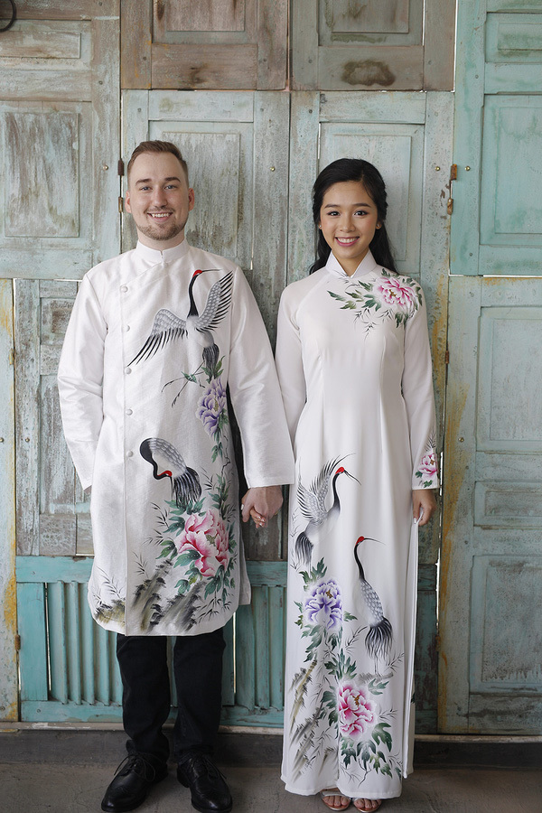 Áo dài thêu giúp cô dâu Việt đẹp nhất mùa cưới 2016