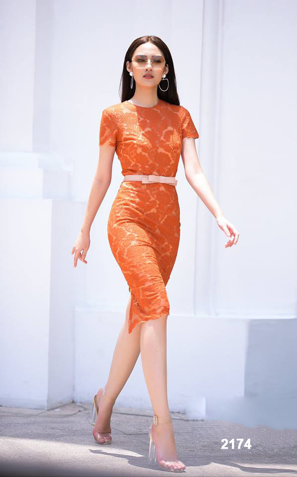 Váy ôm body tay dài dáng ngắn khoét eo độc lạ form chuẩn tôn dáng phong  cách quyến rũ sexy | Shopee Việt Nam