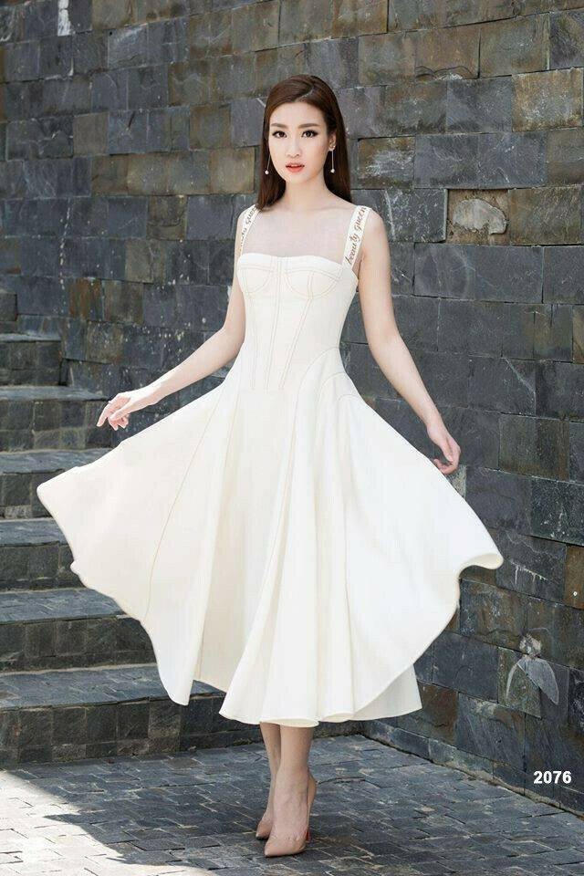 Mua Váy trắng trễ vai nữ tiểu thư, Đầm 2 dây ngắn phối nhún có lót ngực tay  bồng 2 lớp dáng xòe điệu đà dễ thương - Yeep