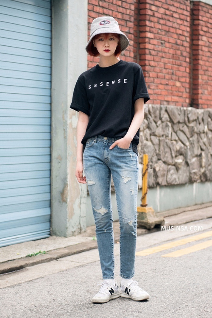 Giới trẻ Hàn lại mang đến cả tá gợi ý mặc đẹp mà chẳng cần cầu kỳ qua street style mãn nhãn