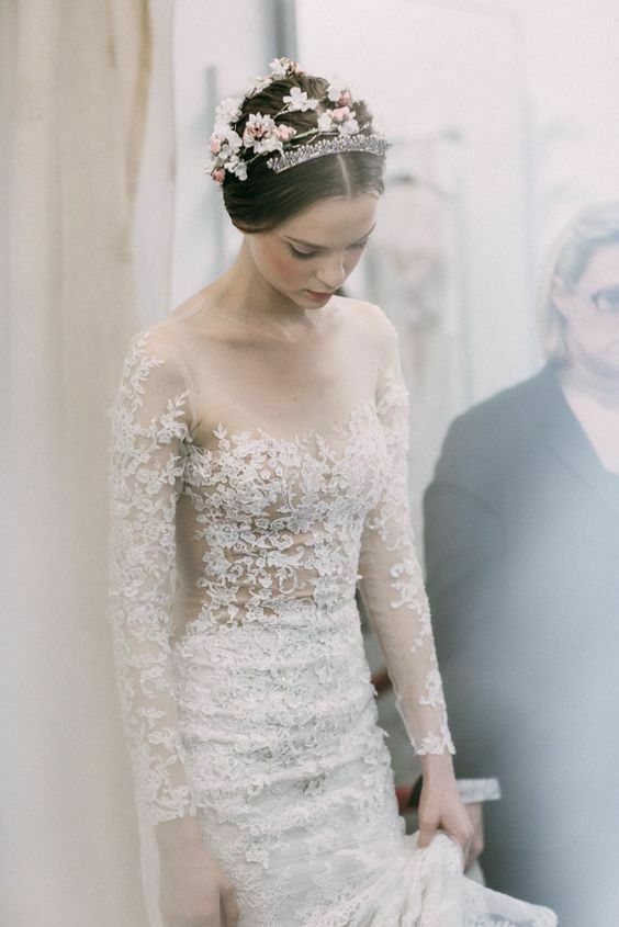 Giúp cô dâu chọn được thiết kế váy cưới hợp nhất với vóc dáng mình