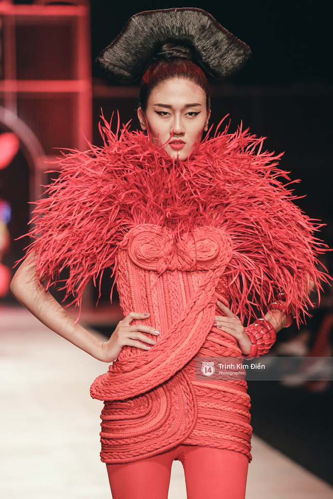 Gói gọn 6 ngày - 5 đêm của Vietnam International Fashion Week trong những khung hình tuyệt vời nhất!